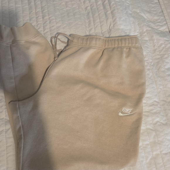 Nike Womens XXL Tan Sweatpants - Picture 6 of 7